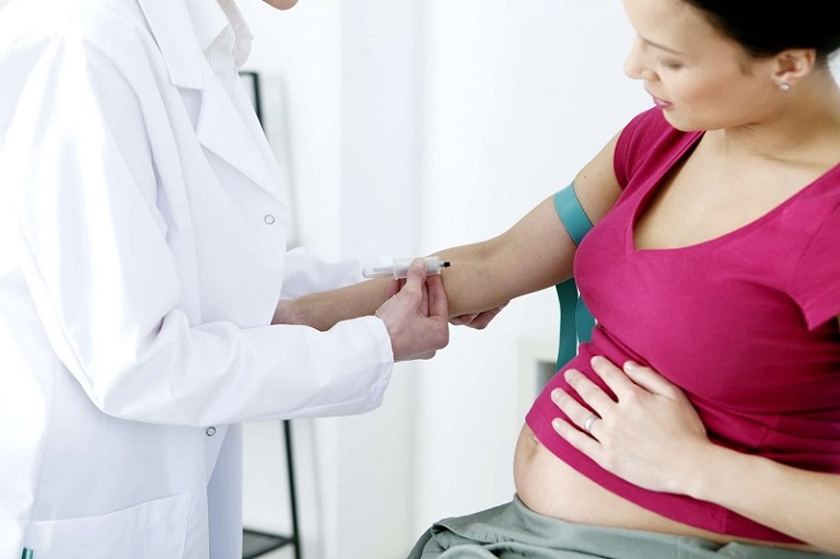 Phụ nữ mang thai nên đi xét nghiệm nội tiết tố 